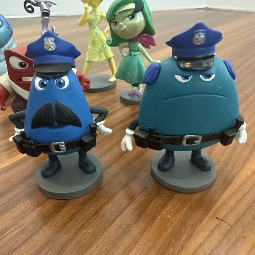 Disney Infinity 3.0 Inside Out Playset Lot 7-Disgust, Sadness, Joy, Anger, Cops